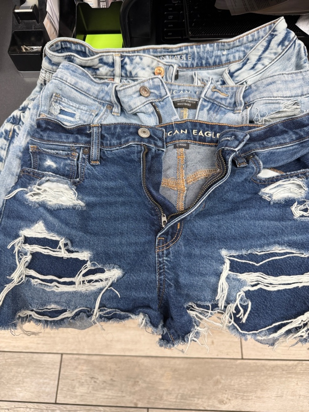 American Eagle Distressed jean Shorts women size 8 (bundle of 3)
